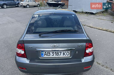 Хэтчбек ВАЗ 2172 Priora 2008 в 