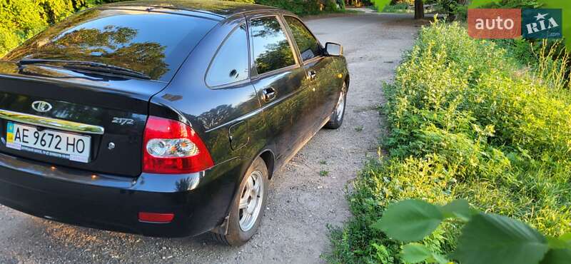 Хэтчбек ВАЗ / Lada 2172 Priora 2008 в Днепре