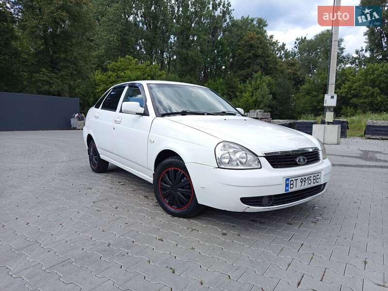 Хэтчбек ВАЗ / Lada 2172 Priora 2009 в Дрогобыче