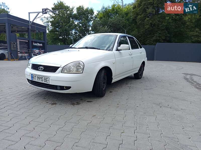 Хэтчбек ВАЗ / Lada 2172 Priora 2009 в Дрогобыче