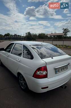 Хэтчбек ВАЗ 2172 Priora 2008 в 