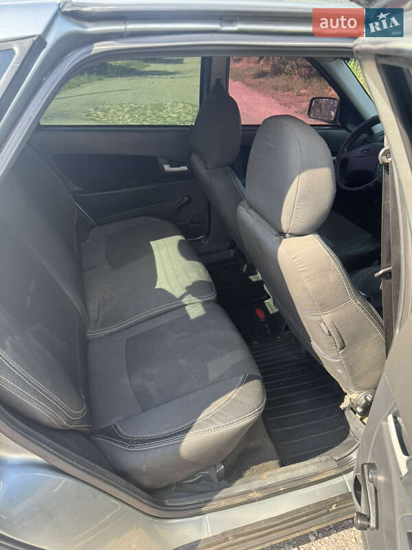 Хэтчбек ВАЗ / Lada 2172 Priora 2008 в Синельниково фото 7 Хэтчбек ВАЗ / Lada 2172 Priora 2008 в Синельниково
