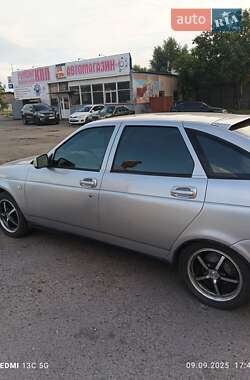 Хэтчбек ВАЗ 2172 Priora 2008 в 