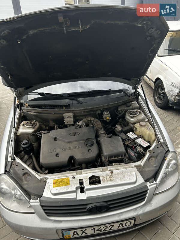 Хетчбек ВАЗ / Lada 2172 Priora 2012 в Києві