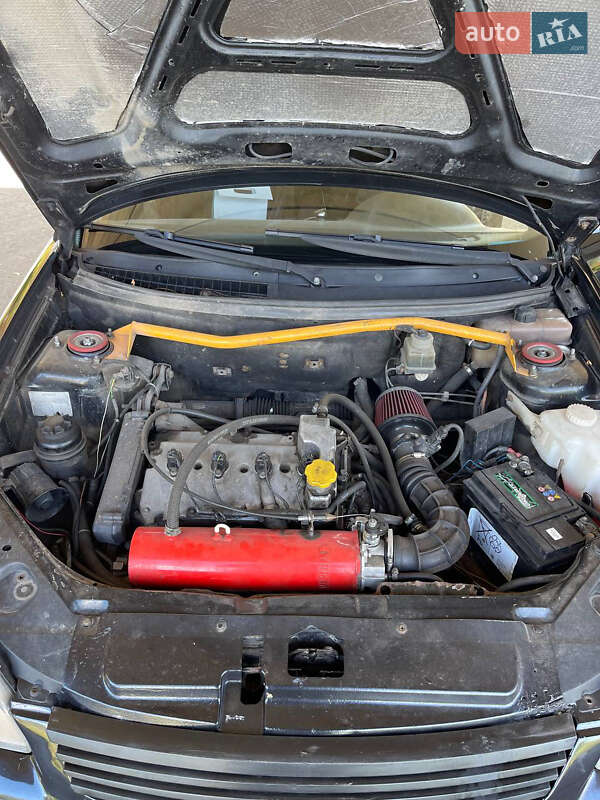 Хэтчбек ВАЗ / Lada 2172 Priora 2008 в Киеве