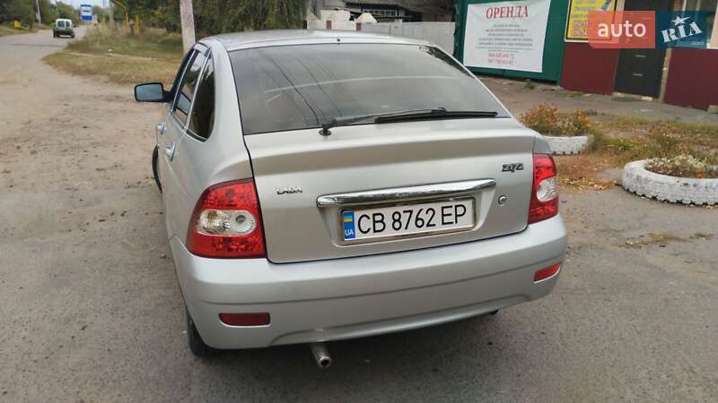 Хэтчбек ВАЗ / Lada 2172 Priora 2008 в Прилуках
