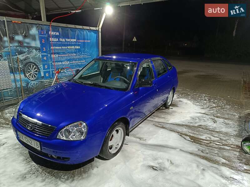 Хэтчбек ВАЗ / Lada 2172 Priora 2010 в Хмельницком