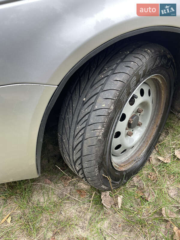 Хэтчбек ВАЗ / Lada 2172 Priora 2008 в Киеве фото 25 Хэтчбек ВАЗ / Lada 2172 Priora 2008 в Киеве