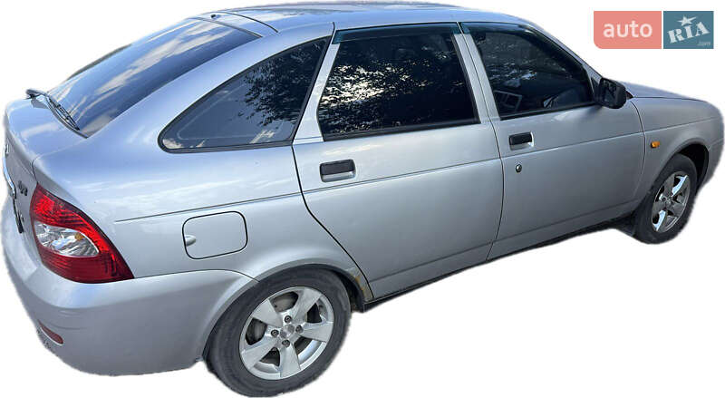 Хэтчбек ВАЗ / Lada 2172 Priora 2008 в Харькове