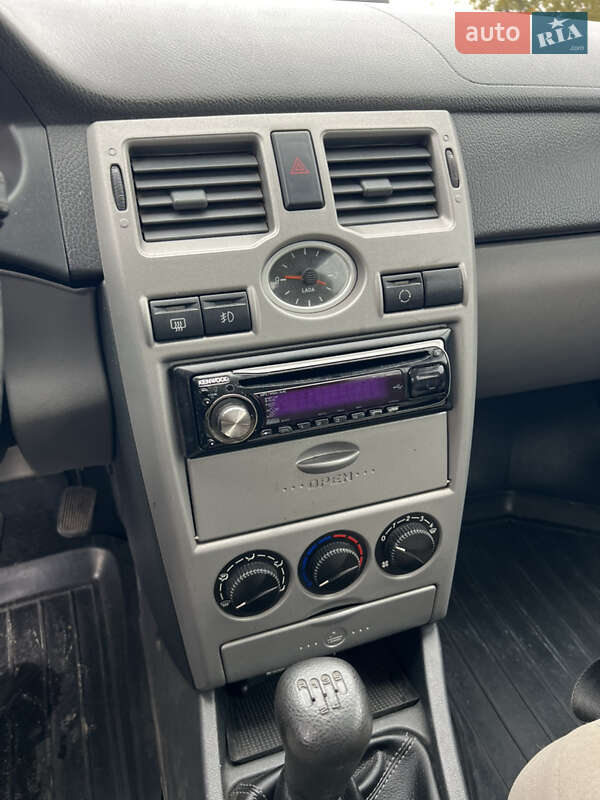 Хэтчбек ВАЗ / Lada 2172 Priora 2008 в Здолбунове фото 37 Хэтчбек ВАЗ / Lada 2172 Priora 2008 в Здолбунове