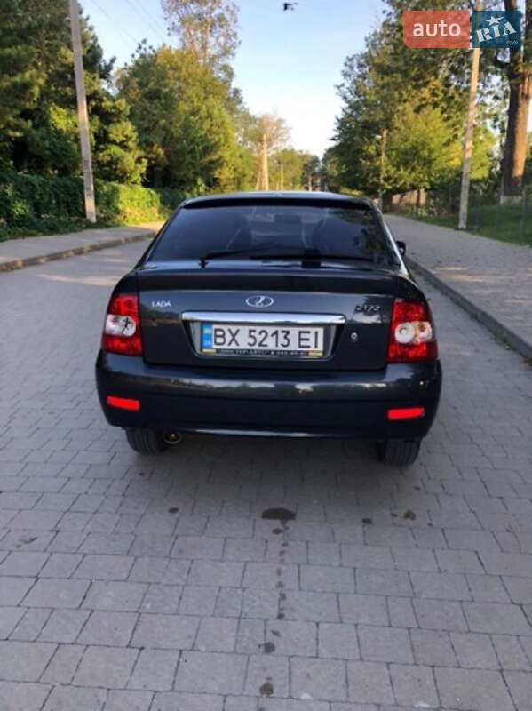 Хэтчбек ВАЗ / Lada 2172 Priora 2008 в Житомире фото 5 Хэтчбек ВАЗ / Lada 2172 Priora 2008 в Житомире