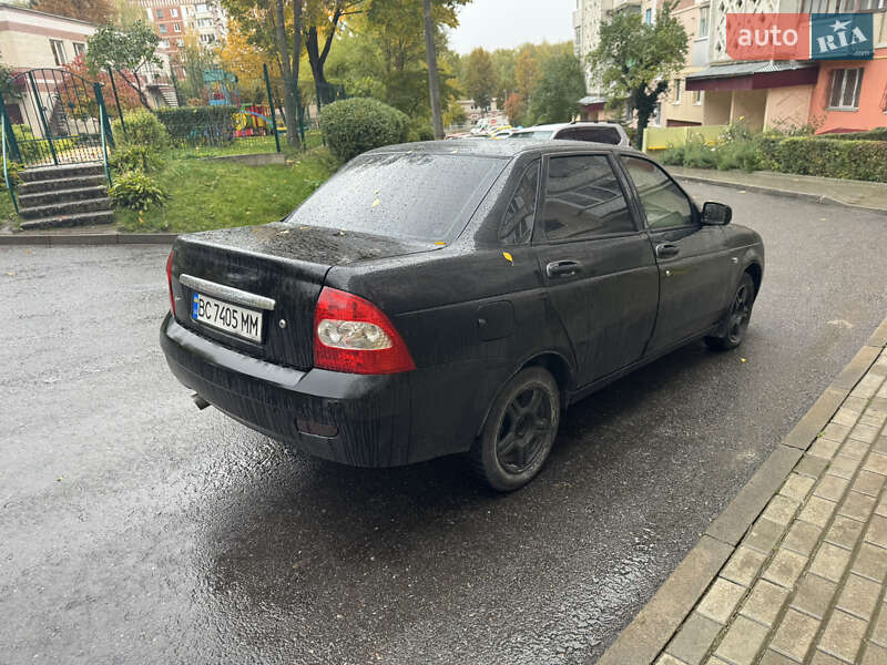 Хетчбек ВАЗ / Lada 2172 Priora 2008 в Тернополі фото 9 Хетчбек ВАЗ / Lada 2172 Priora 2008 в Тернополі