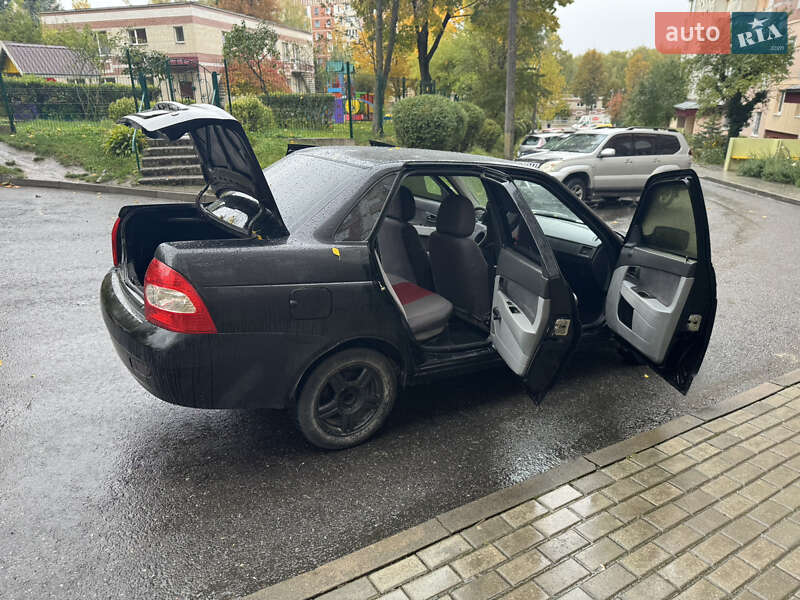 Хетчбек ВАЗ / Lada 2172 Priora 2008 в Тернополі фото 19 Хетчбек ВАЗ / Lada 2172 Priora 2008 в Тернополі