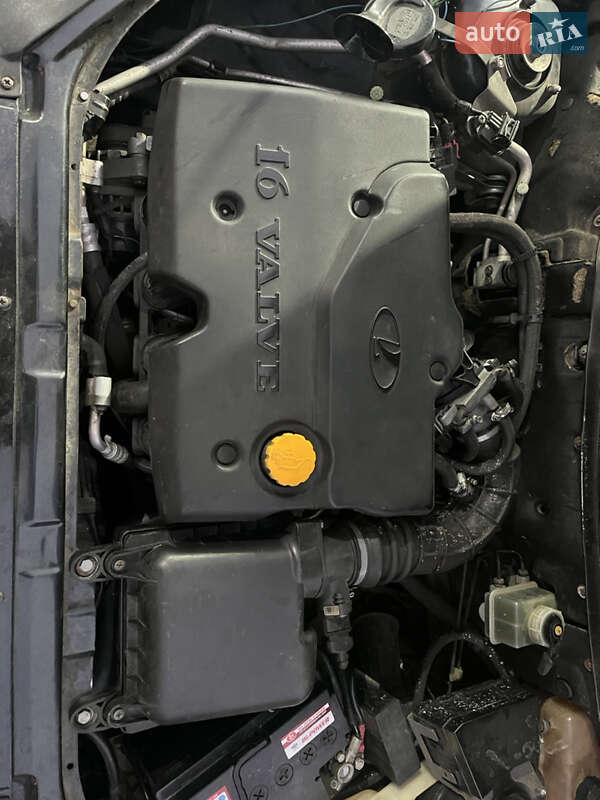 Хетчбек ВАЗ / Lada 2172 Priora 2008 в Києві фото 22 Хетчбек ВАЗ / Lada 2172 Priora 2008 в Києві