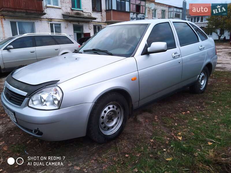 Хэтчбек ВАЗ / Lada 2172 Priora 2008 в Прилуках фото 7 Хэтчбек ВАЗ / Lada 2172 Priora 2008 в Прилуках