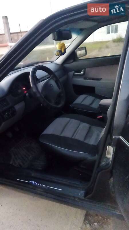 Хэтчбек ВАЗ / Lada 2172 Priora 2008 в Каменец-Подольском