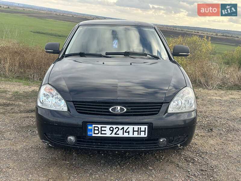 Хэтчбек ВАЗ / Lada 2172 Priora 2008 в Новой Одессе фото 5 Хэтчбек ВАЗ / Lada 2172 Priora 2008 в Новой Одессе