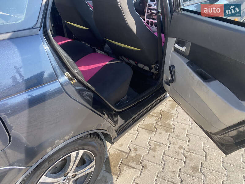 Хэтчбек ВАЗ / Lada 2172 Priora 2008 в Черновцах фото 23 Хэтчбек ВАЗ / Lada 2172 Priora 2008 в Черновцах
