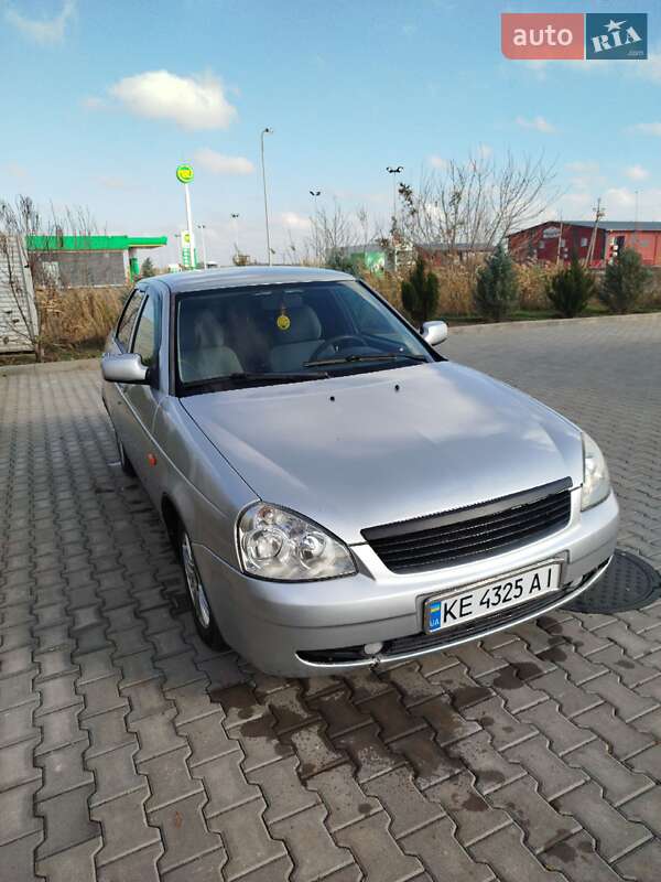 Хэтчбек ВАЗ / Lada 2172 Priora 2009 в Днепре