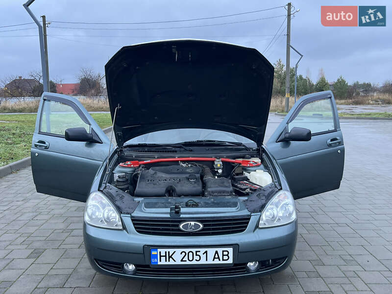 Хетчбек ВАЗ / Lada 2172 Priora 2008 в Здолбуніві фото 47 Хетчбек ВАЗ / Lada 2172 Priora 2008 в Здолбуніві