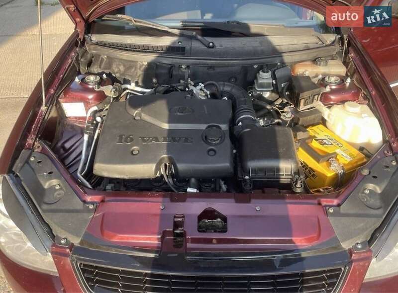 Хэтчбек ВАЗ / Lada 2172 Priora 2008 в Каменец-Подольском