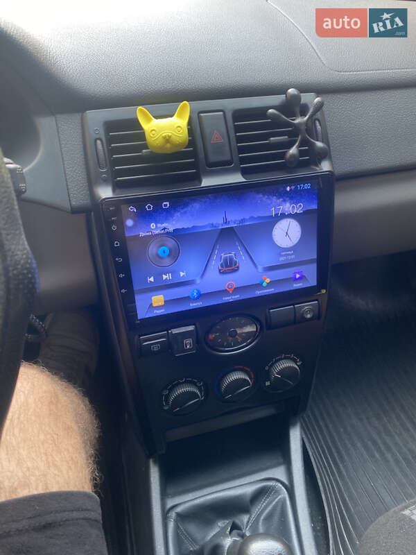 Хэтчбек ВАЗ / Lada 2172 Priora 2010 в Софиевской Борщаговке фото 10 Хэтчбек ВАЗ / Lada 2172 Priora 2010 в Софиевской Борщаговке