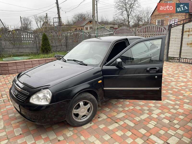 Хэтчбек ВАЗ / Lada 2172 Priora 2008 в Бердичеве