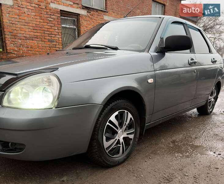 Хетчбек ВАЗ / Lada 2172 Priora 2011 в Харкові
