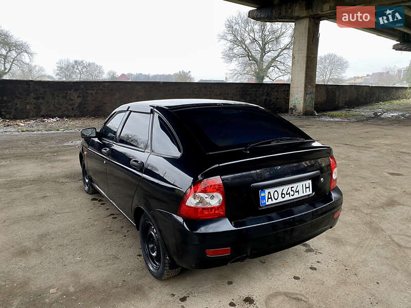 Хетчбек ВАЗ / Lada 2172 Priora 2008 в Мукачевому фото 7 Хетчбек ВАЗ / Lada 2172 Priora 2008 в Мукачевому