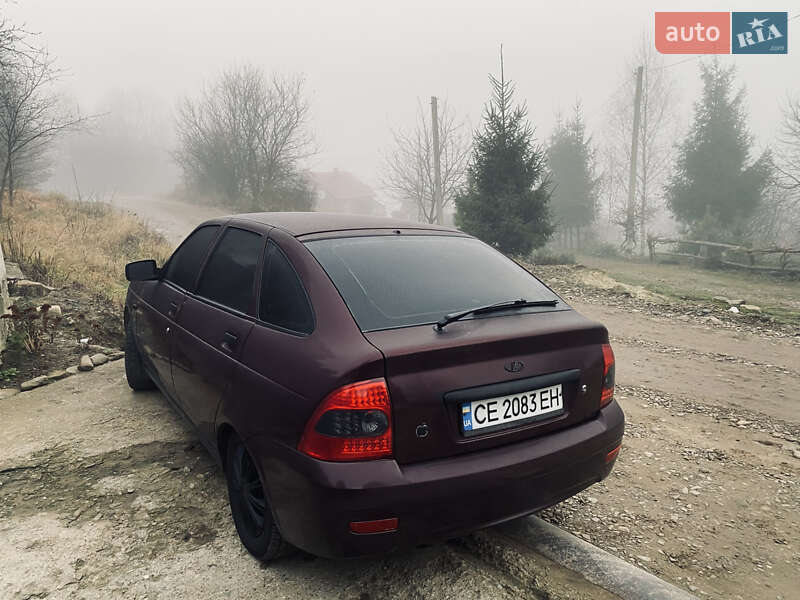 Хэтчбек ВАЗ / Lada 2172 Priora 2008 в Берегомете фото 24 Хэтчбек ВАЗ / Lada 2172 Priora 2008 в Берегомете