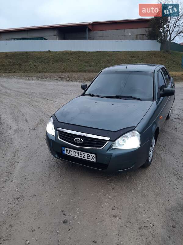 ВАЗ / Lada 2172 Priora 2011 ВАЗ / Lada 2172 Priora 2011