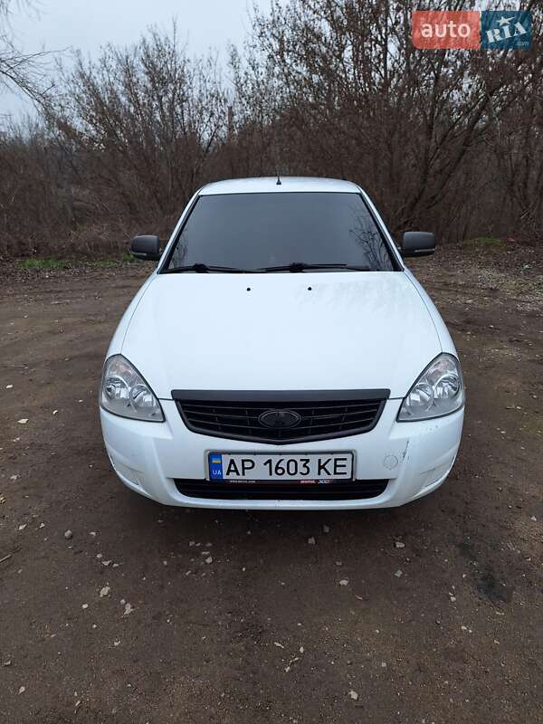 Хетчбек ВАЗ / Lada 2172 Priora 2013 в Запоріжжі