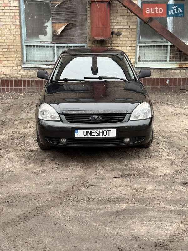 Хэтчбек ВАЗ / Lada 2172 Priora 2008 в Ирпене