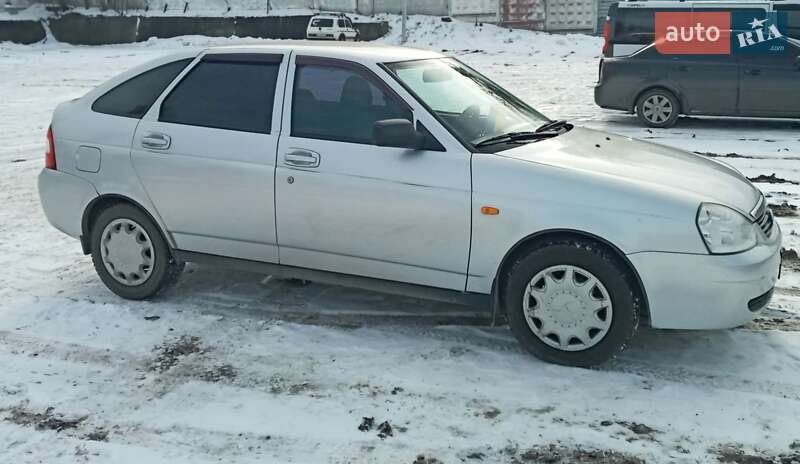 Хэтчбек ВАЗ / Lada 2172 Priora 2008 в Хмельницком фото 5 Хэтчбек ВАЗ / Lada 2172 Priora 2008 в Хмельницком