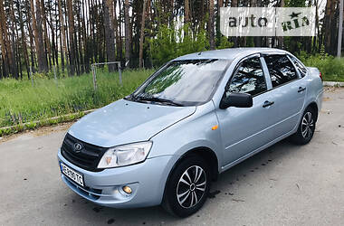Седан ВАЗ / Lada 2190 Granta 2012 в Харькове