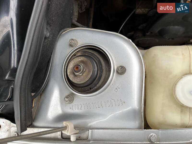 Седан ВАЗ / Lada 2190 Granta 2013 в Черкассах