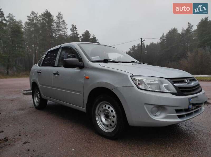 Седан ВАЗ / Lada 2190 Granta 2012 в Глухові