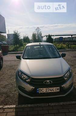 Седан ВАЗ / Lada 2190 Granta 2019 в Червонограде