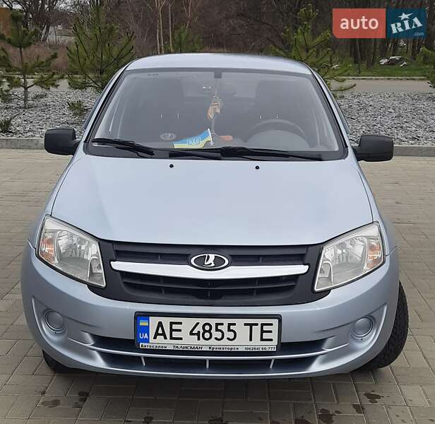 Седан ВАЗ / Lada 2190 Granta 2012 в Днепре фото 6 Седан ВАЗ / Lada 2190 Granta 2012 в Днепре