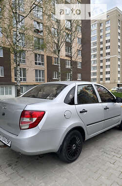 Седан ВАЗ / Lada 2190 Granta 2013 в Хмельницком