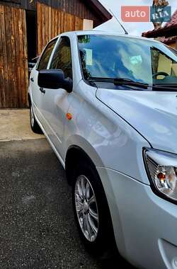 Седан ВАЗ 2190 Granta 2013 в 