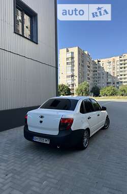 Седан ВАЗ / Lada 2190 Granta 2015 в Краматорске