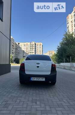 Седан ВАЗ / Lada 2190 Granta 2015 в Краматорске