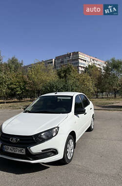 Седан ВАЗ 2190 Granta 2019 в 