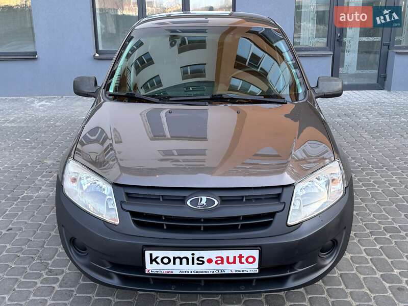 Седан ВАЗ / Lada 2190 Granta 2015 в Виннице