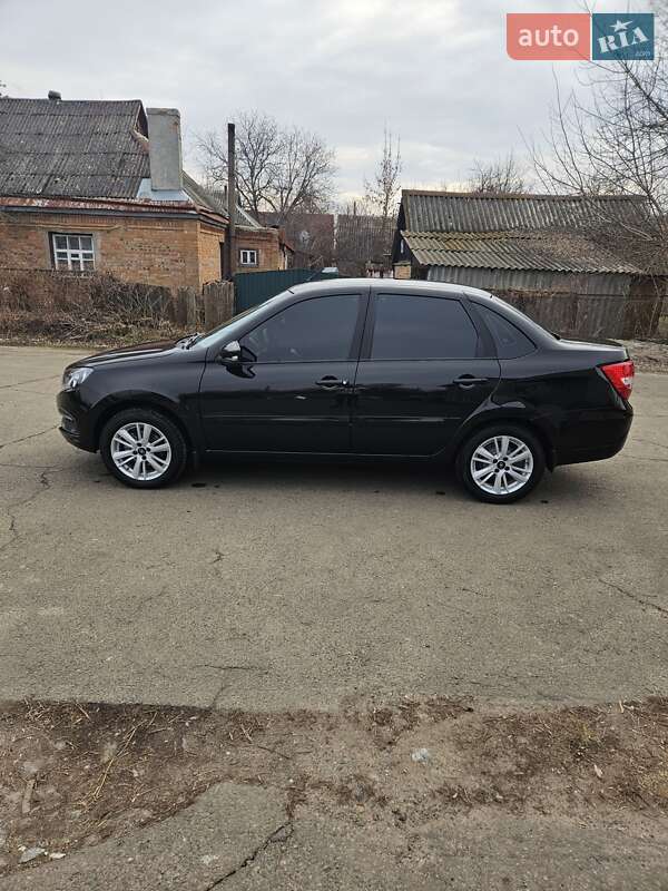 Седан ВАЗ / Lada 2190 Granta 2021 в Городище
