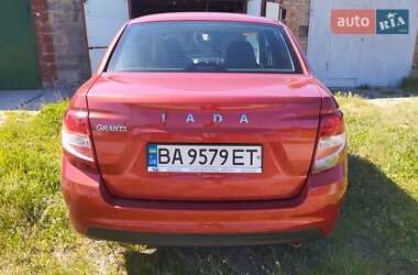 Седан ВАЗ 2190 Granta 2021 в 