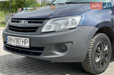 Седан ВАЗ 2190 Granta 2012 в 