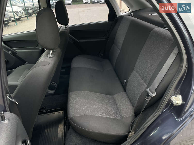 Седан ВАЗ / Lada 2190 Granta 2012 в Бердичеве
