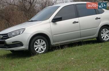 Седан ВАЗ 2190 Granta 2018 в Николаеве